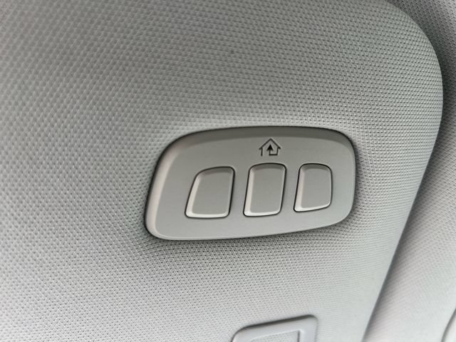 New 2026 Lincoln Nautilus Premier AWD/4WD image 24