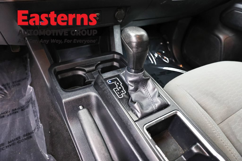 Used 2019 Toyota Tacoma SR RWD image 12
