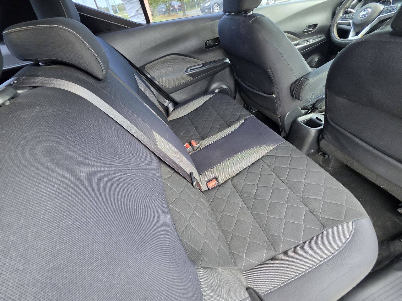 Used 2018 Nissan Kicks S FWD image 5