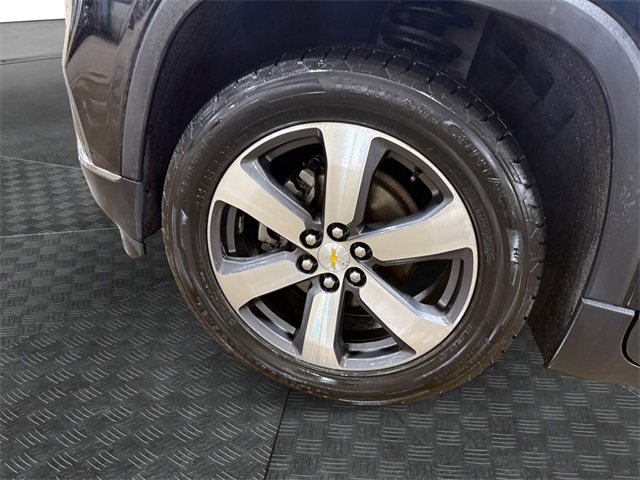 Used 2018 Chevrolet Traverse LT image 14