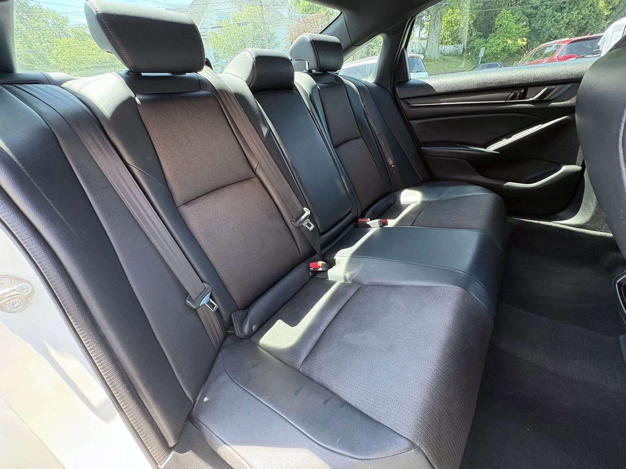 Used 2018 Honda Accord Sport image 18