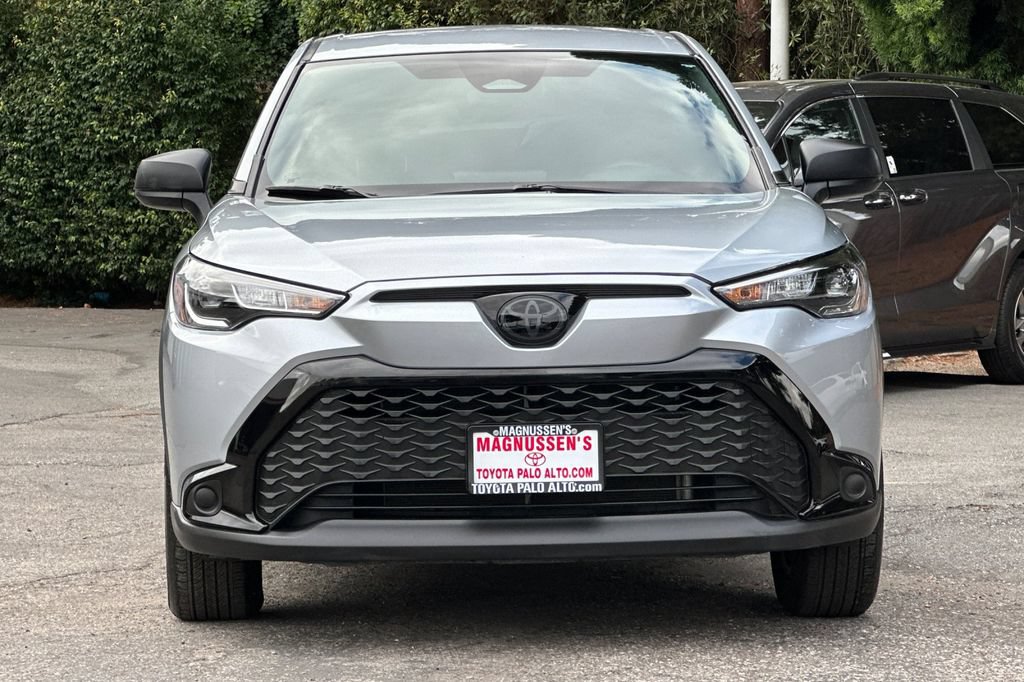 Certified 2025 Toyota Corolla Cross AWD Hybrid image 8