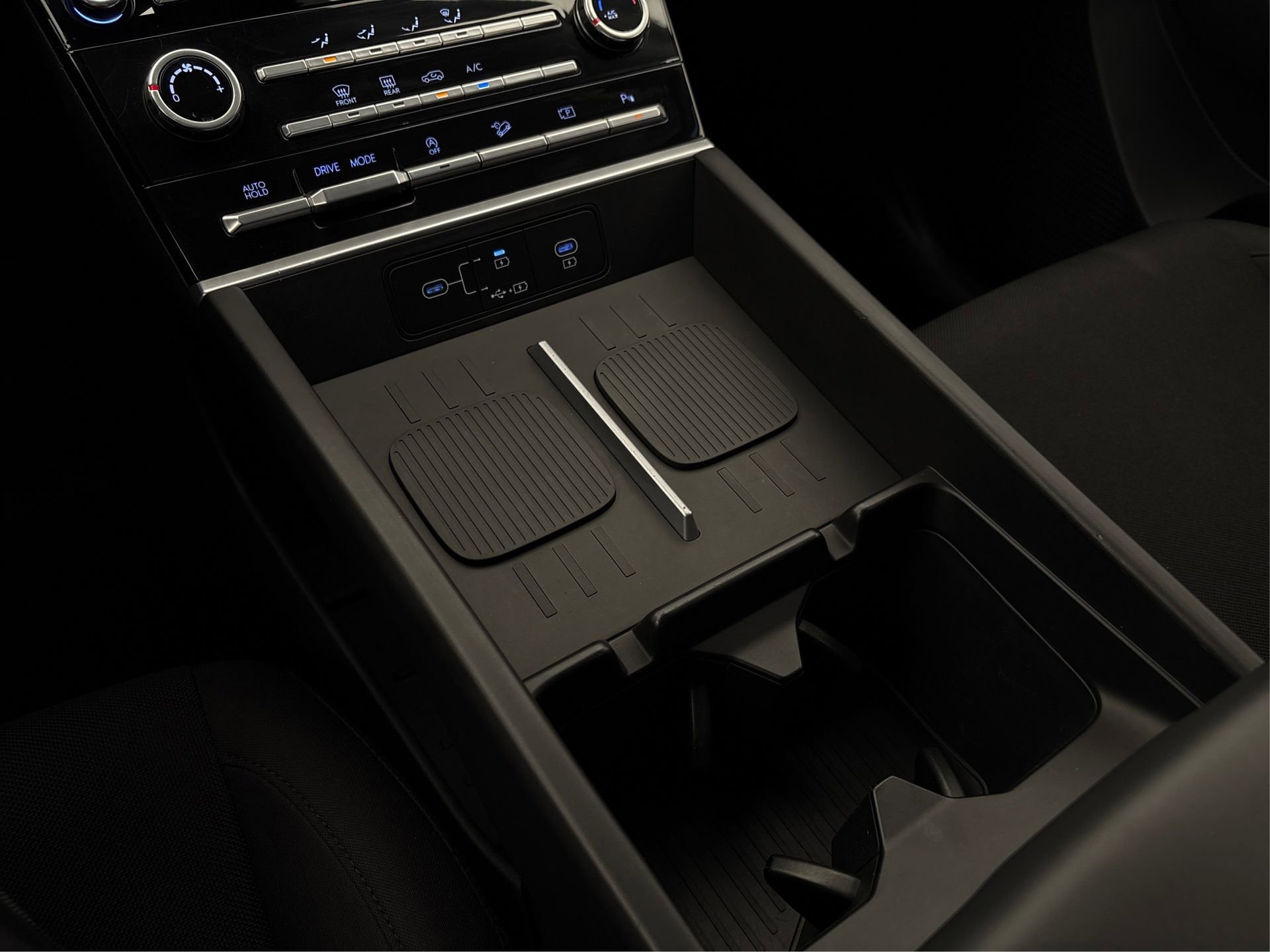 Used 2024 Hyundai Santa Fe SE image 30