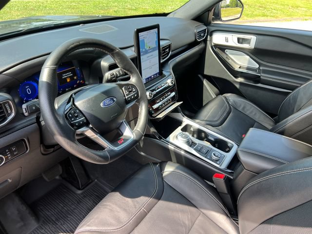 Used 2023 Ford Explorer ST w/ Equipment Group 401A AWD/4WD image 18