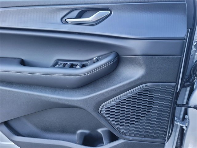 New 2025 Jeep Grand Cherokee Altitude image 22