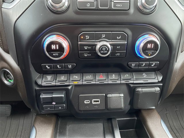 Used 2021 GMC Sierra 3500 Denali w/ Denali Ultimate Package image 24
