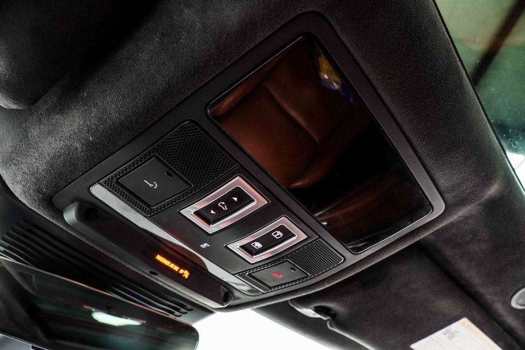 Used 2021 Jaguar F-PACE R-Dynamic S image 38