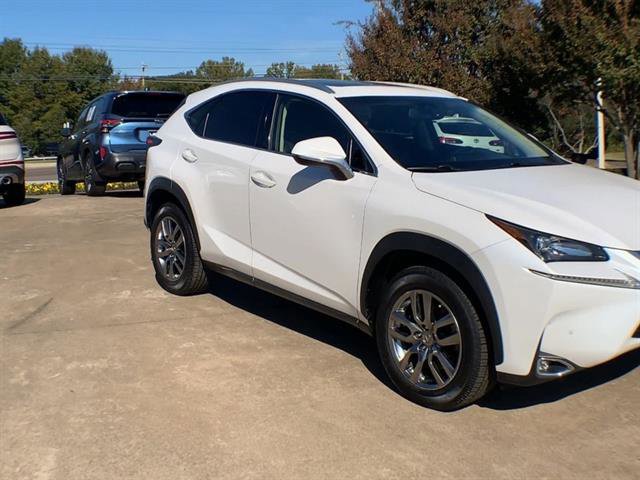 Used 2015 Lexus NX 200t FWD image 2