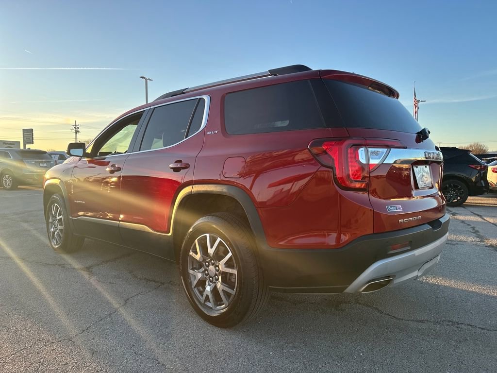Used 2023 GMC Acadia SLT image 4