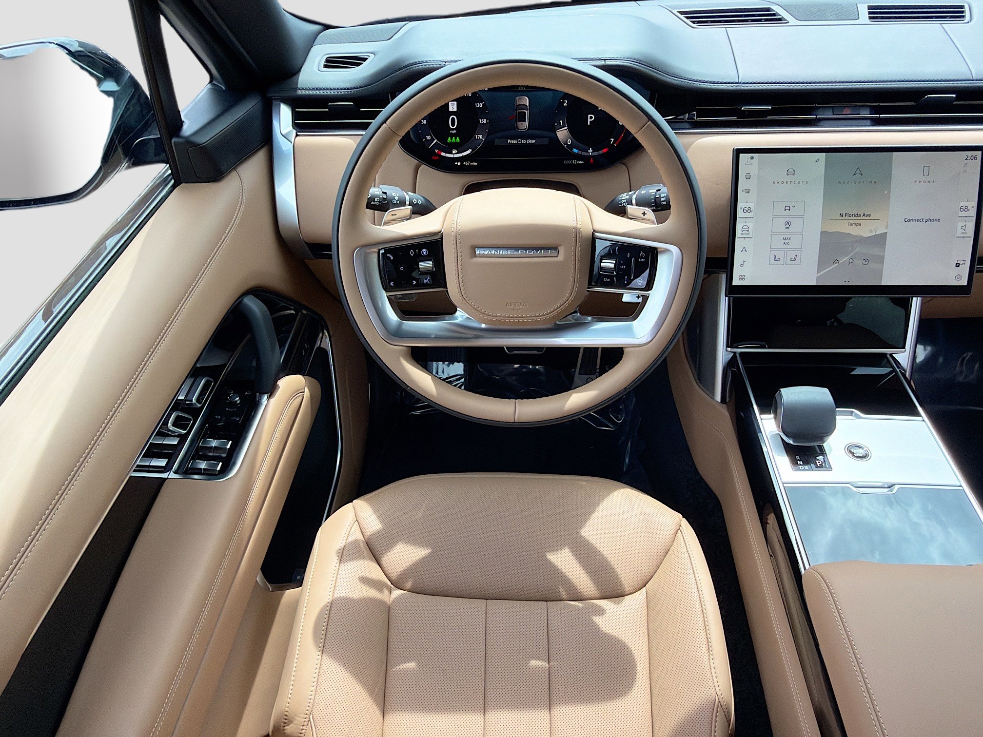 New 2026 Land Rover Range Rover SE image 17