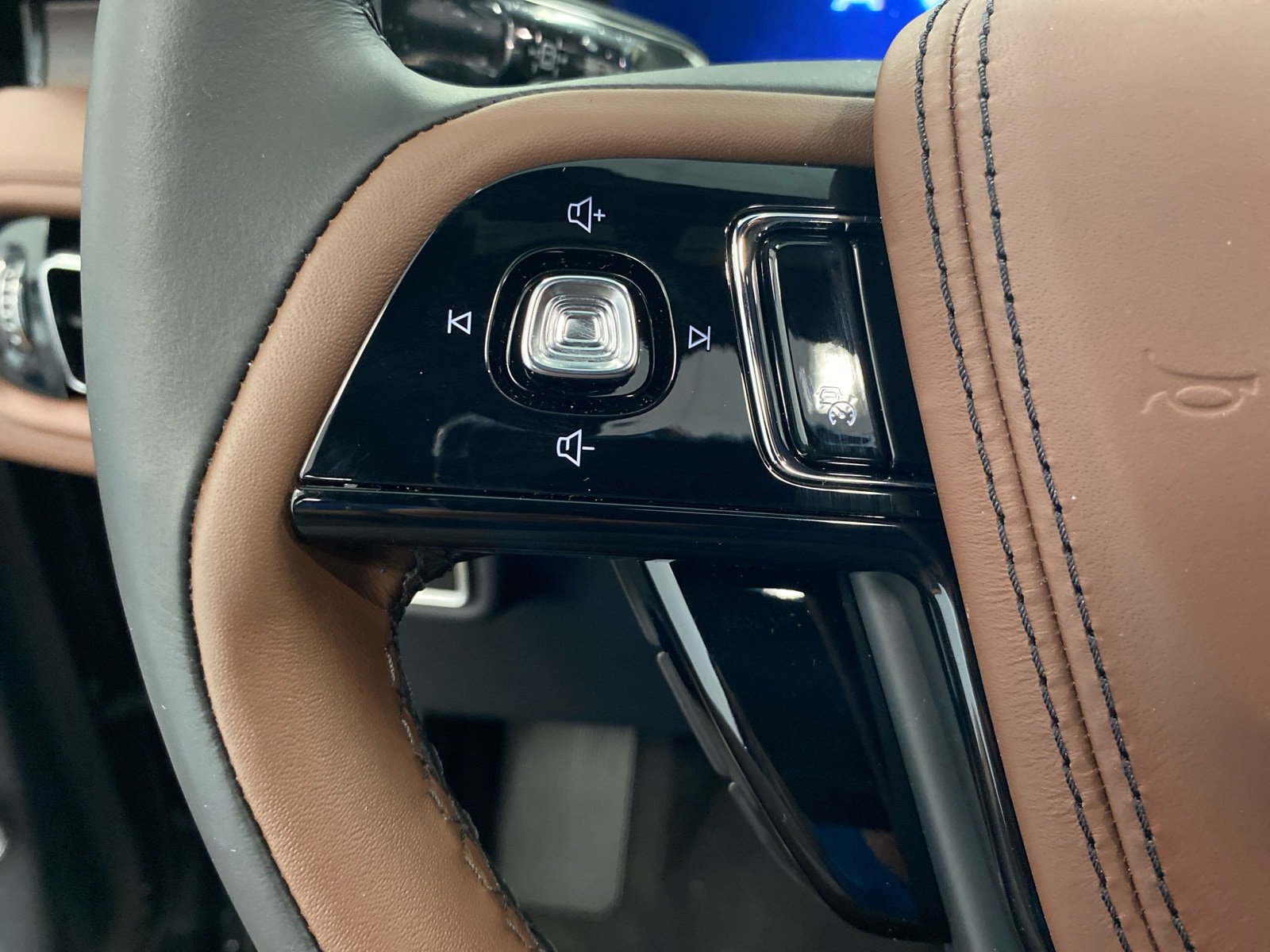 New 2026 Lincoln Aviator Reserve AWD/4WD image 20