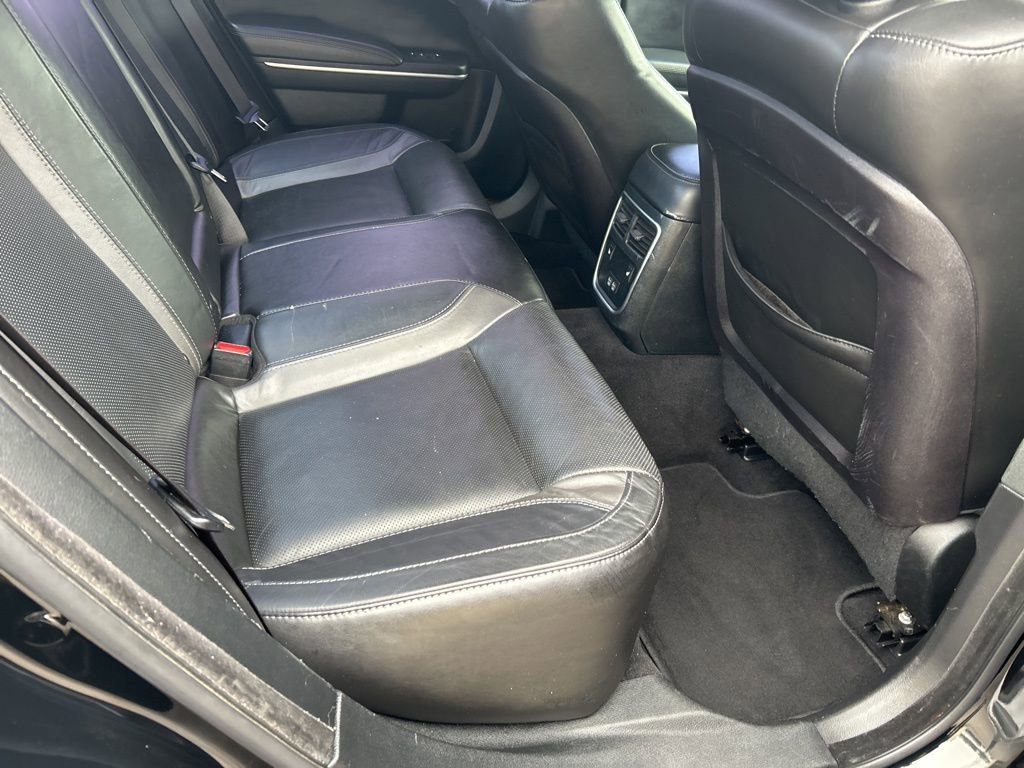 Used 2019 Dodge Charger SXT w/ Leather Interior Group image 26