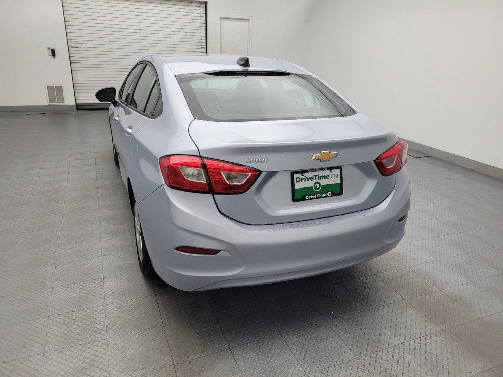 Used 2018 Chevrolet Cruze LS FWD image 6