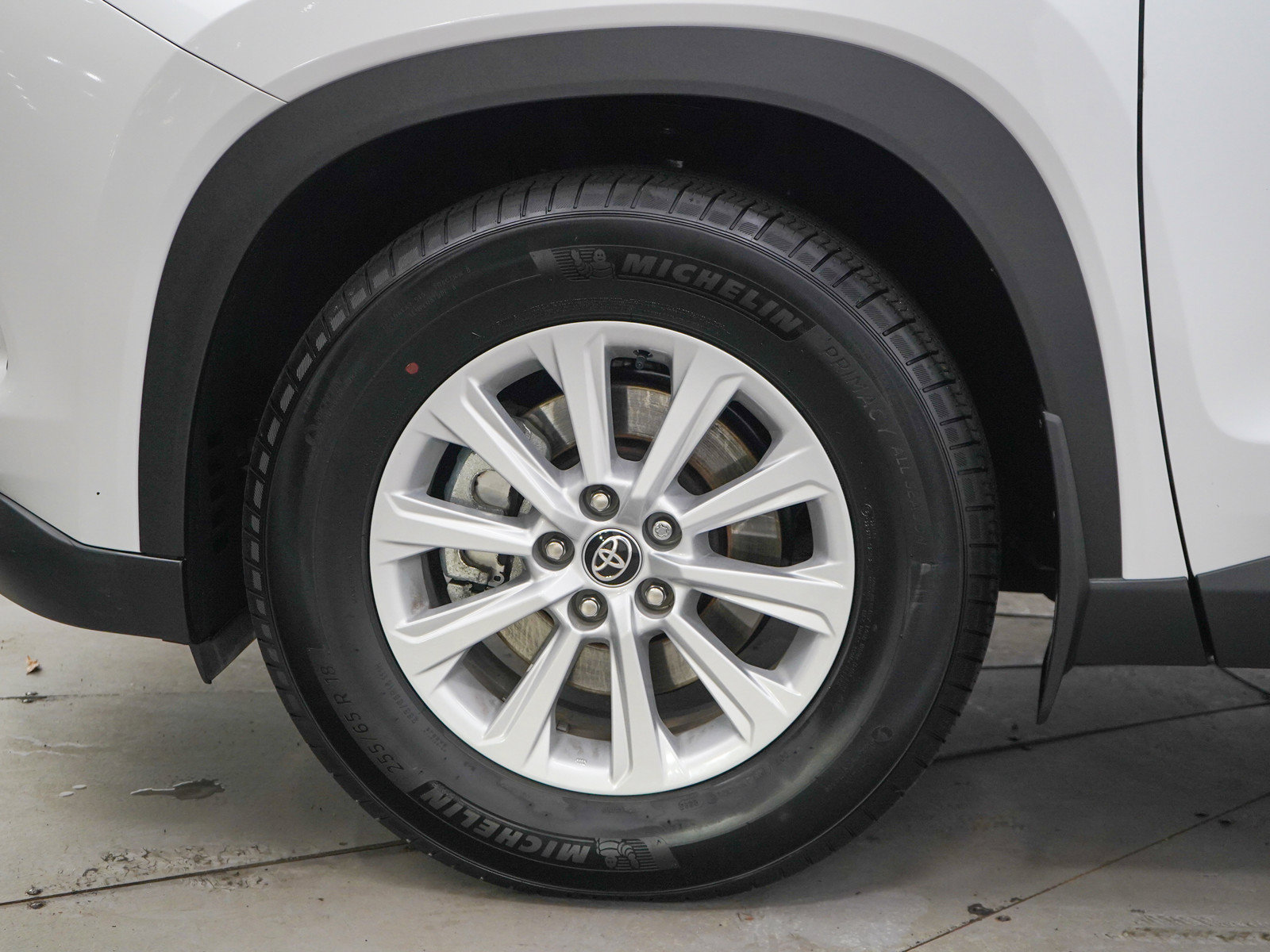 Used 2024 Toyota Grand Highlander AWD image 32