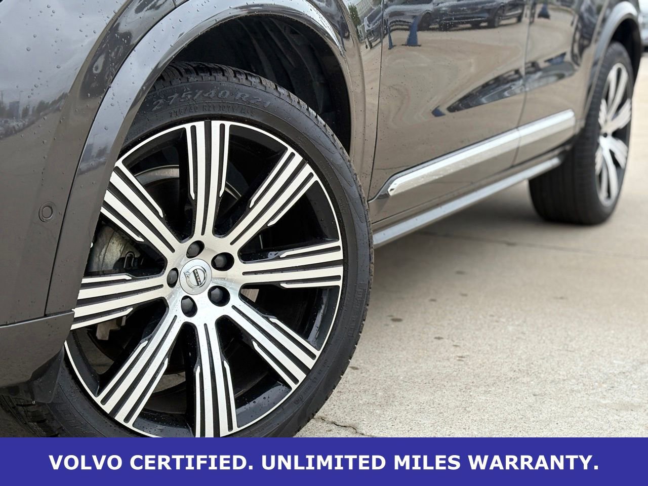 Certified 2024 Volvo XC90 B5 Plus w/ Protection Package Premier AWD/4WD image 9