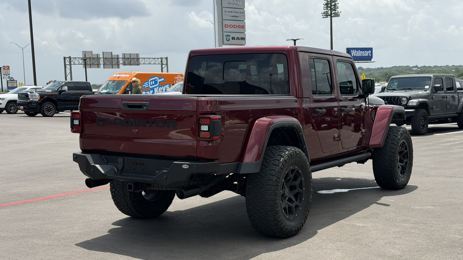 Used 2021 Jeep Gladiator Rubicon AWD/4WD image 5