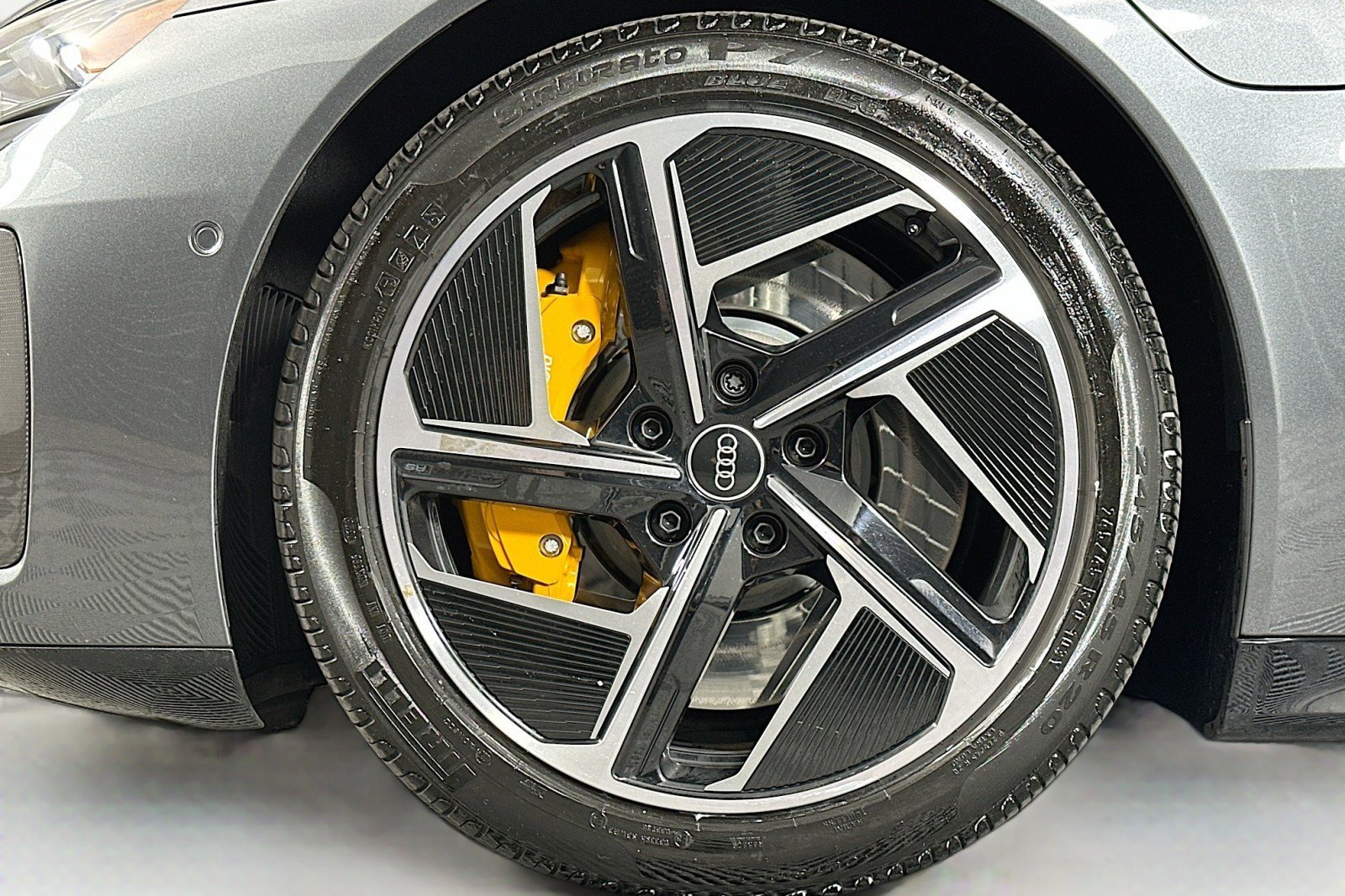 Used 2023 Audi RS e-tron GT AWD/4WD image 11