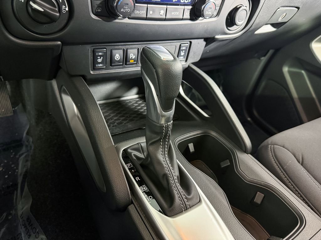 Certified 2024 Nissan Frontier SV w/ SV Convenience Package image 22