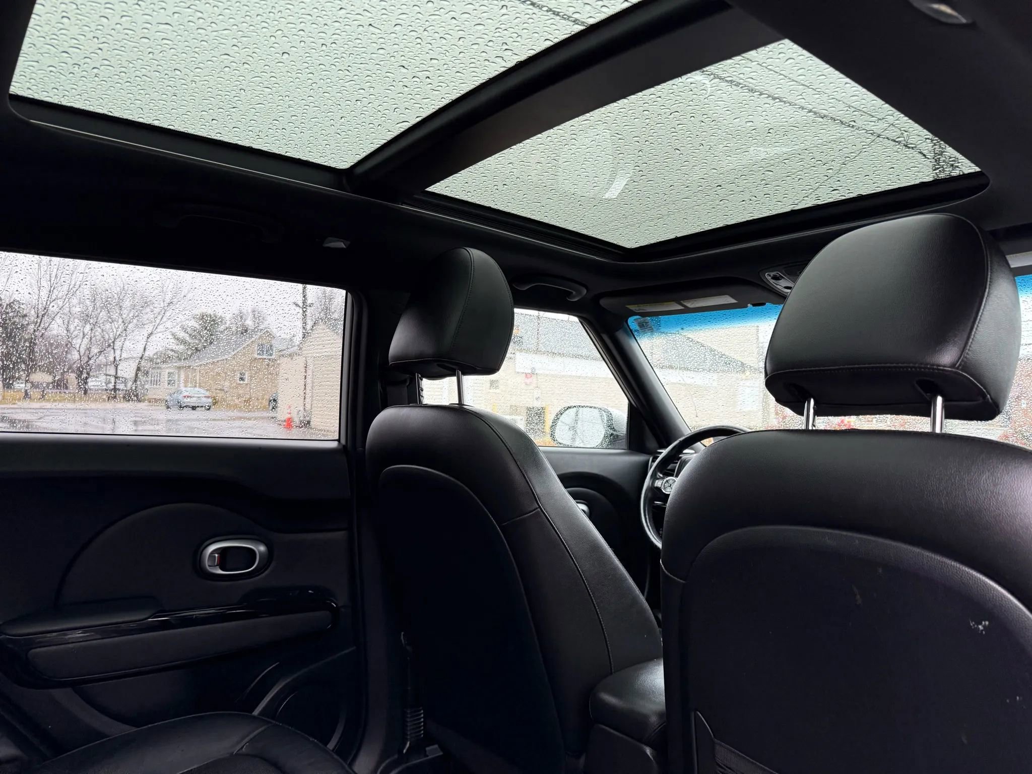 Used 2015 Kia Soul ! w/ Sun & Sound Package image 40