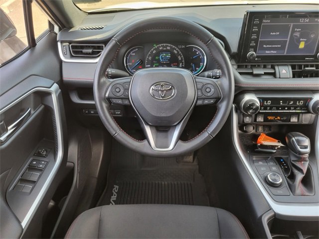 Used 2022 Toyota RAV4 SE image 15