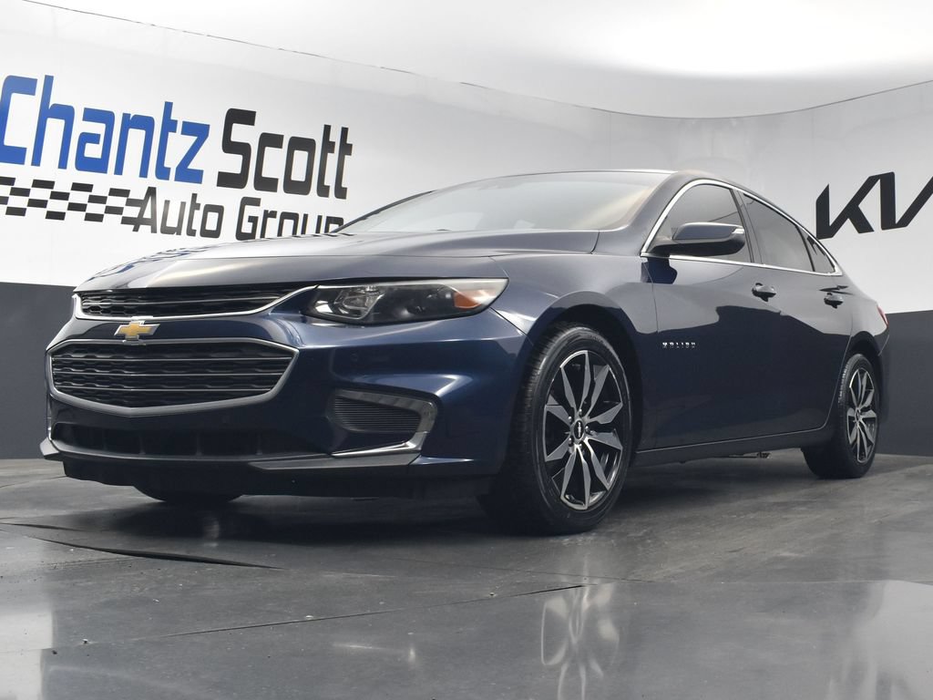 Used 2016 Chevrolet Malibu LT FWD image 17