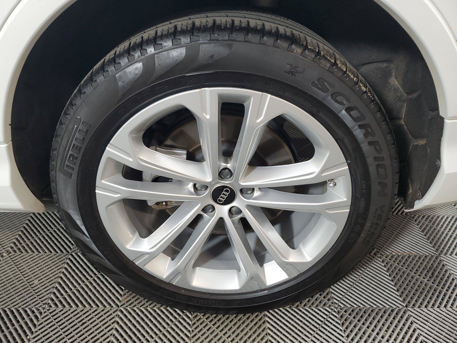 Used 2025 Audi Q7 3.0T Premium Plus AWD/4WD image 10
