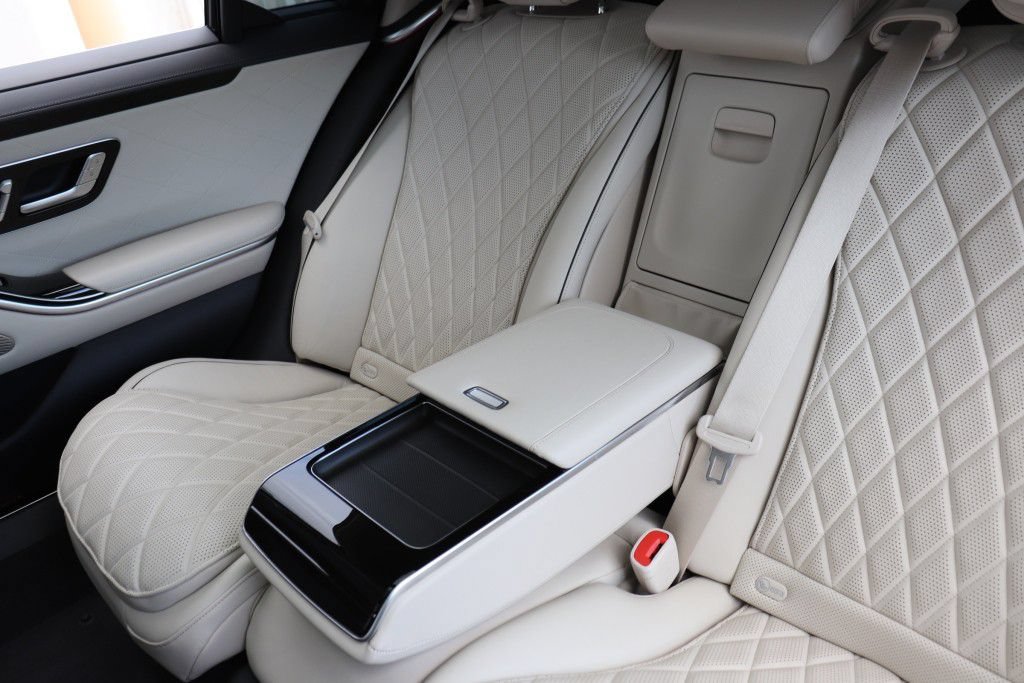 Used 2022 Mercedes-Benz S 580 4MATIC Sedan w/ Warmth & Comfort Package image 68