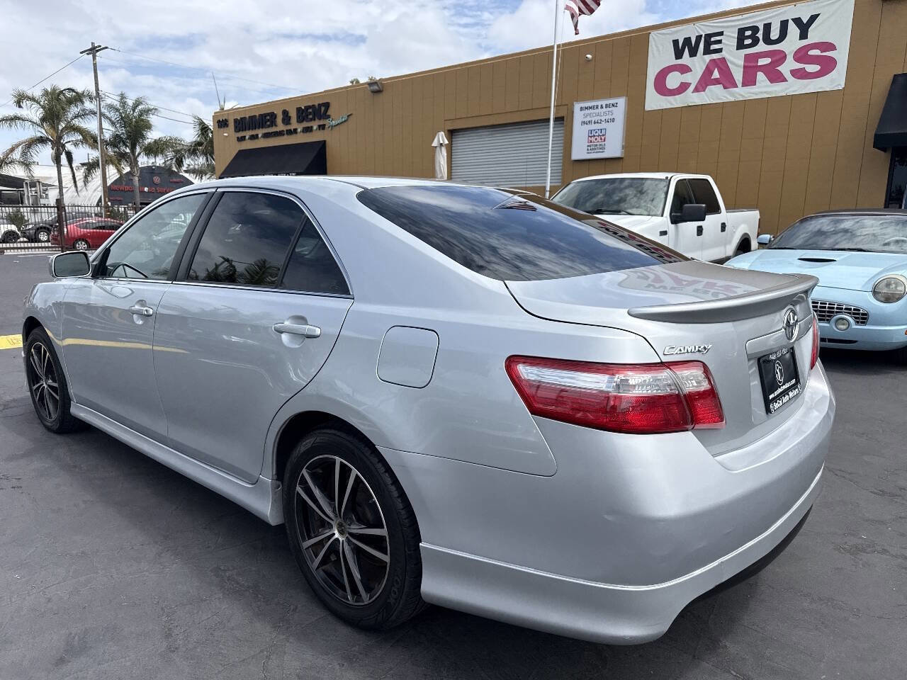 Used 2007 Toyota Camry SE FWD image 3