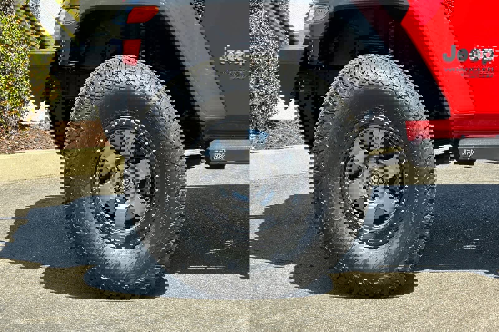 Used 2018 Jeep Wrangler Unlimited Sport S image 31