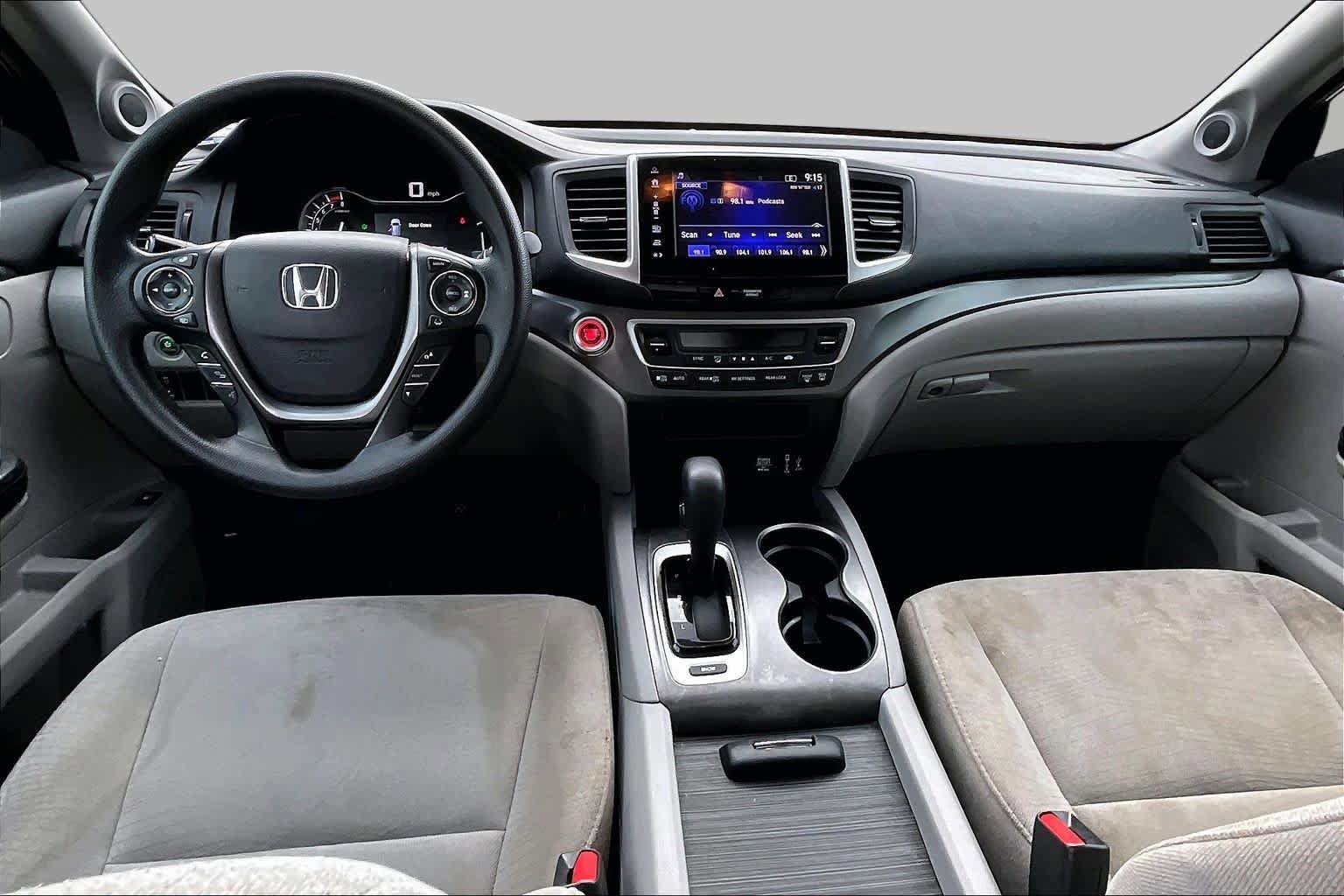 Used 2018 Honda Pilot EX image 12