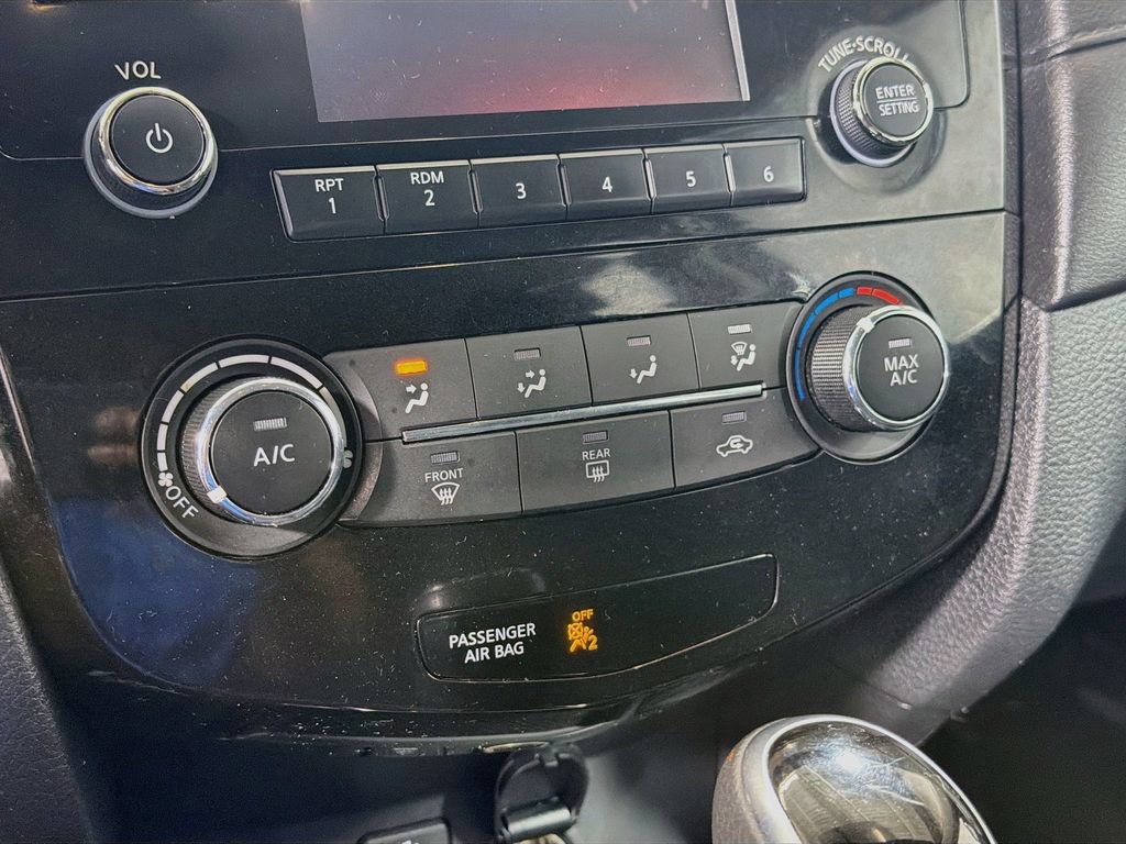 Used 2017 Nissan Rogue S FWD image 16