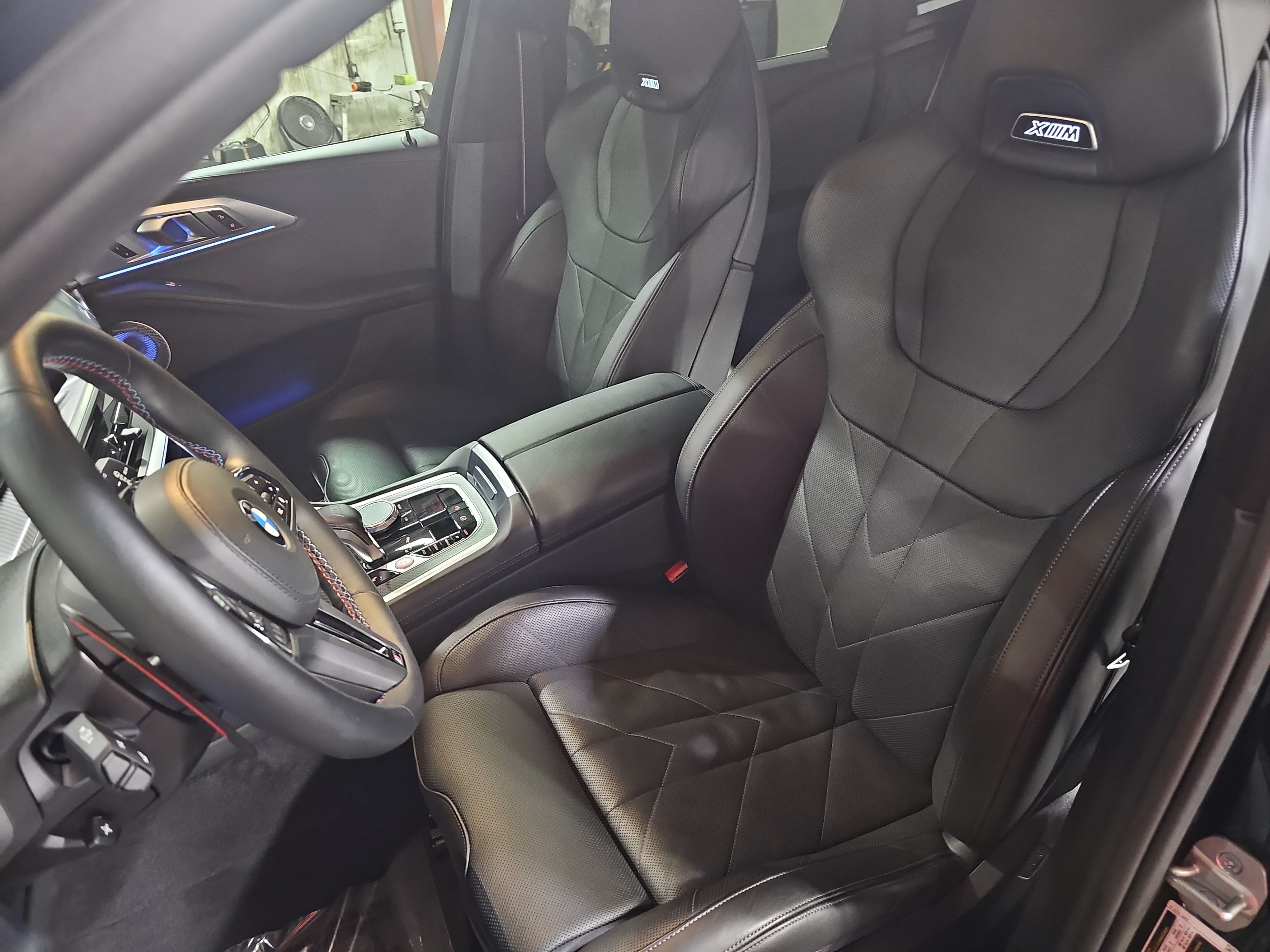Used 2023 BMW XM AWD/4WD image 17