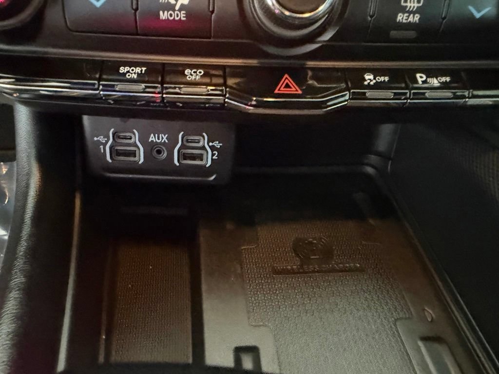 Used 2021 Dodge Durango R/T w/ Blacktop Package RWD image 56