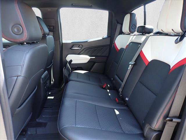 Used 2024 GMC Canyon AT4X AWD/4WD image 8