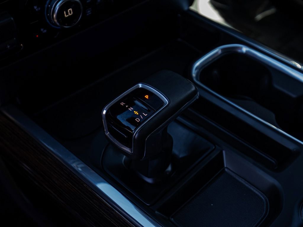 Used 2025 GMC Sierra 1500 Elevation w/ Preferred Package image 26