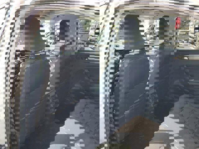 Used 2021 Volkswagen Passat 2.0T SE image 17