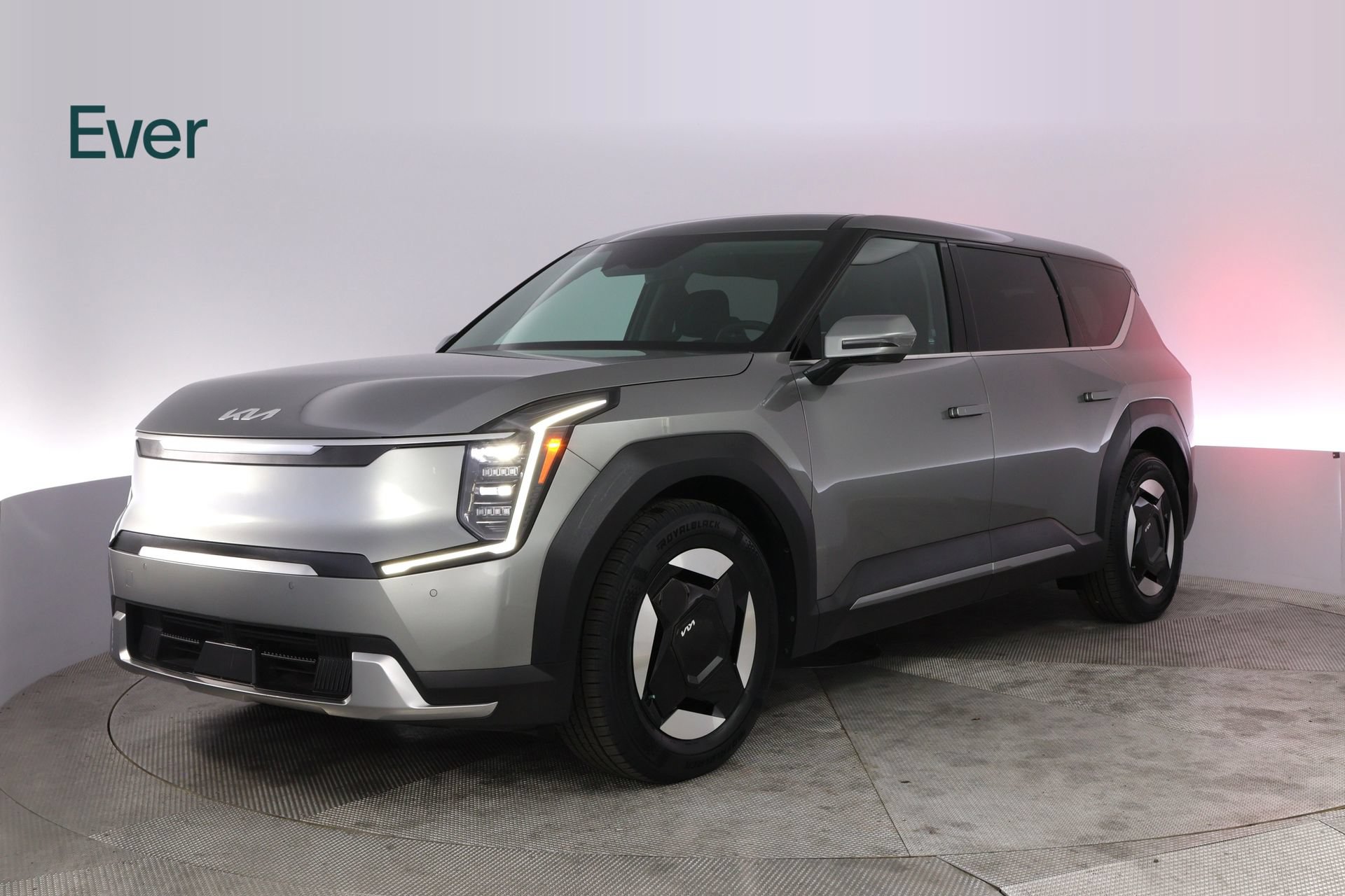 Used 2024 Kia EV9 Light Long Range RWD image 2