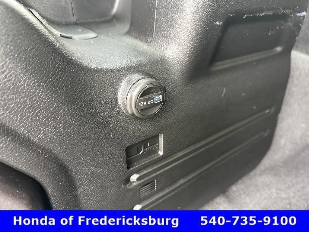 Used 2020 Jeep Wrangler Unlimited Sahara image 40