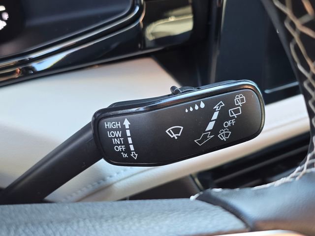 Used 2025 Volkswagen Taos S image 39