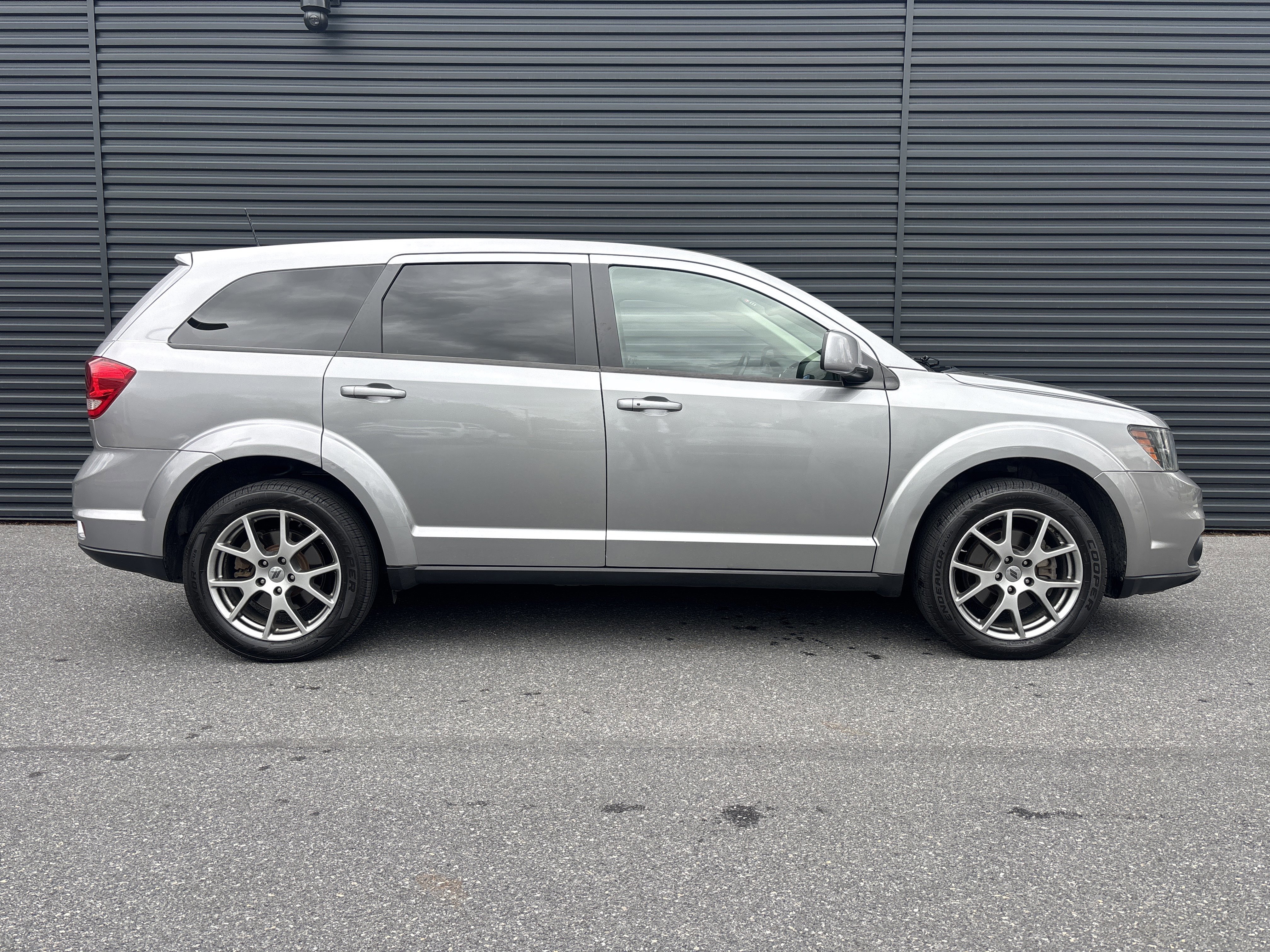 Used 2019 Dodge Journey GT AWD/4WD image 6