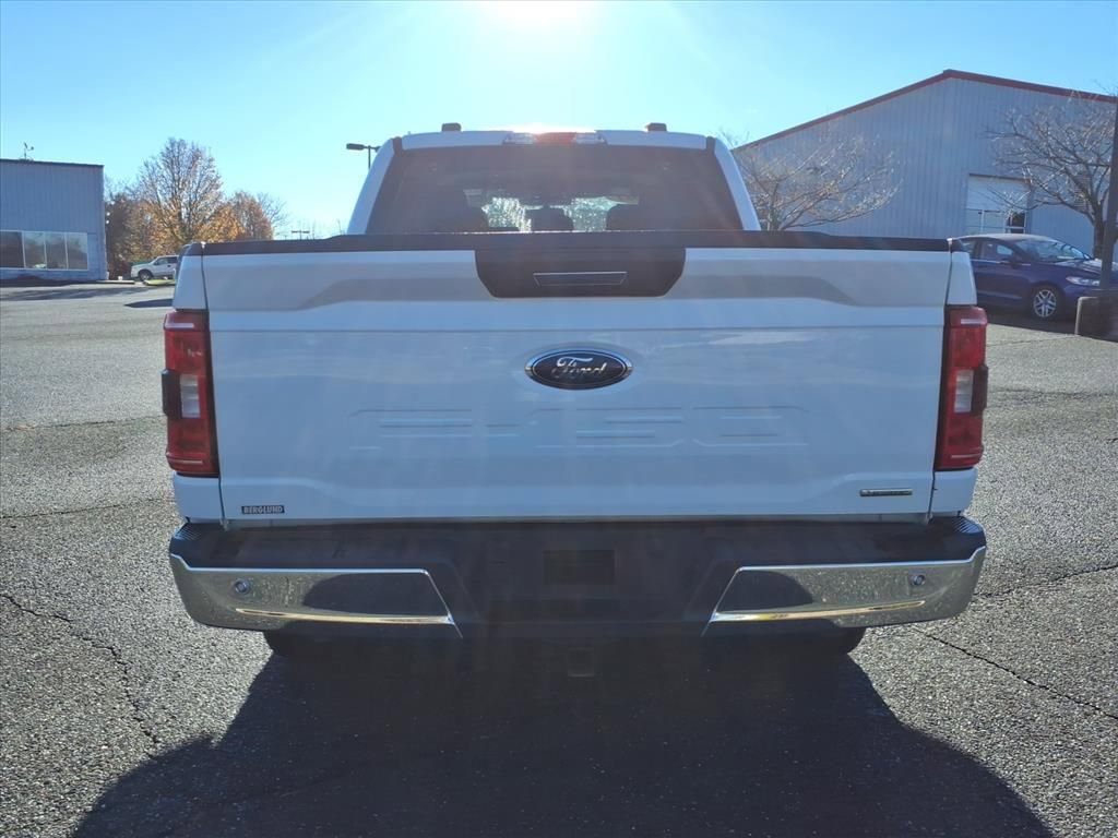 Certified 2021 Ford F150 XLT w/ Equipment Group 301A Mid image 11