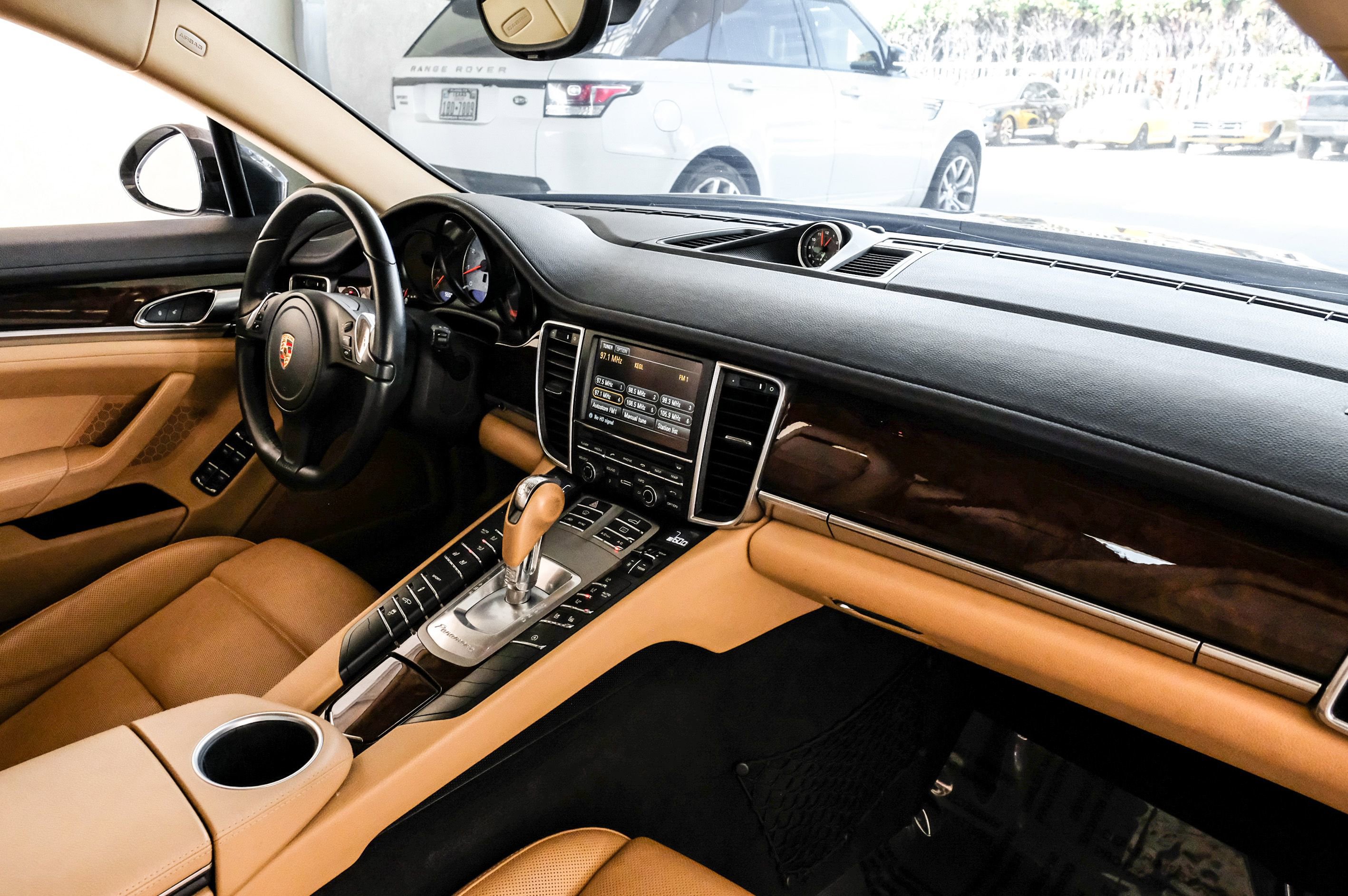 Used 2015 Porsche Panamera S w/ Premium Package Plus image 12