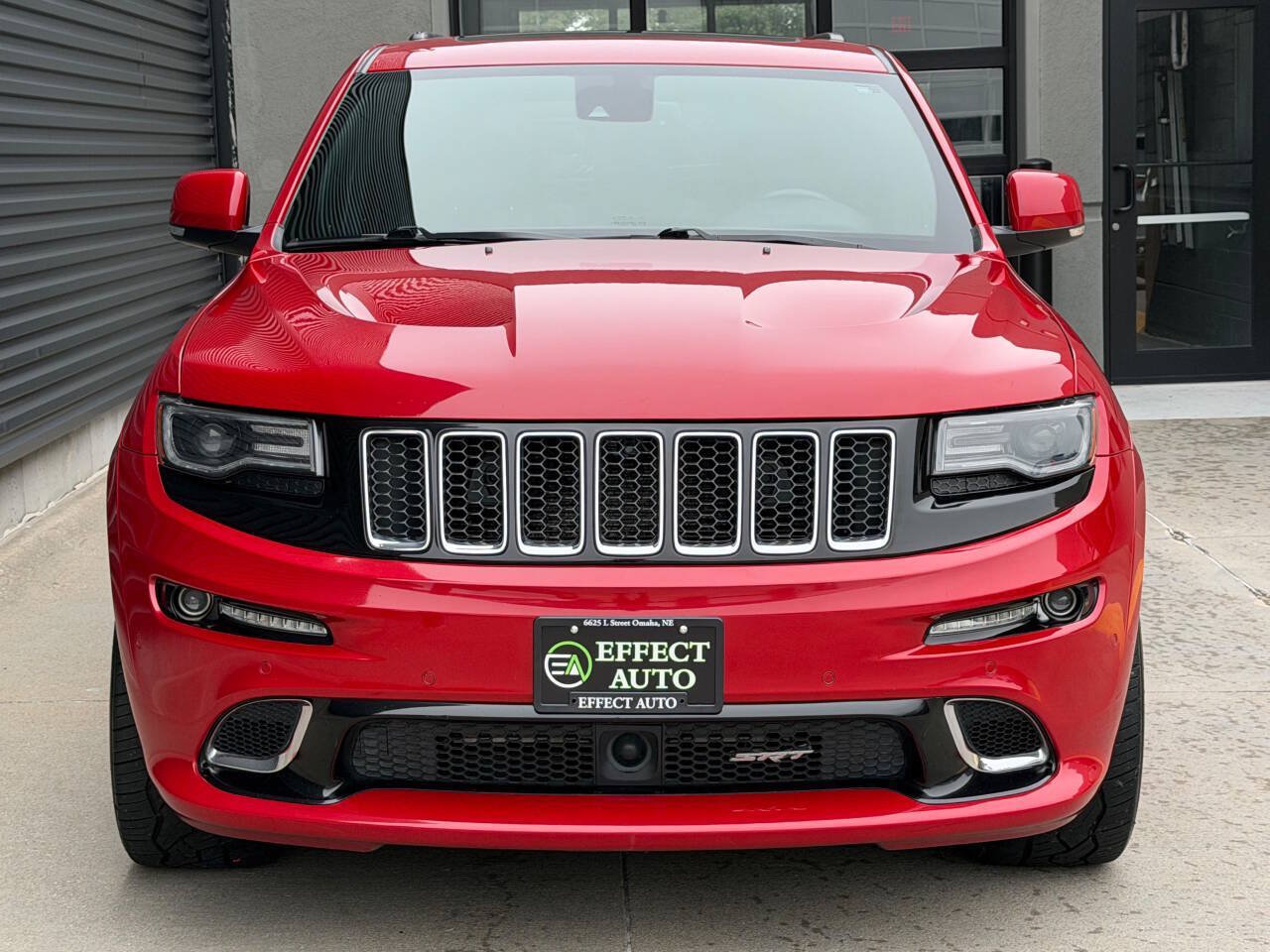 Used 2014 Jeep Grand Cherokee SRT8 w/ Luxury Group II AWD/4WD image 4