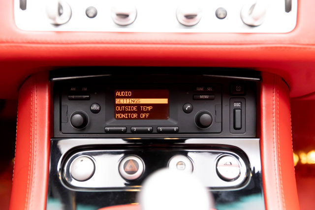Used 2001 BMW Z8 RWD image 96