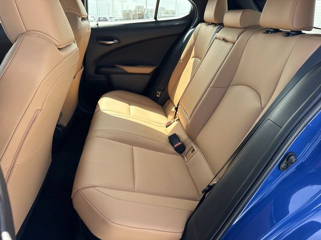 Used 2025 Lexus UX 300h FWD w/ Accessory Package (Z2) image 23
