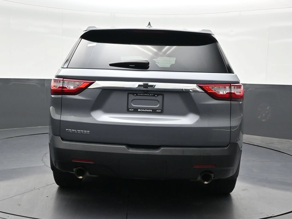 Used 2020 Chevrolet Traverse LS FWD image 4