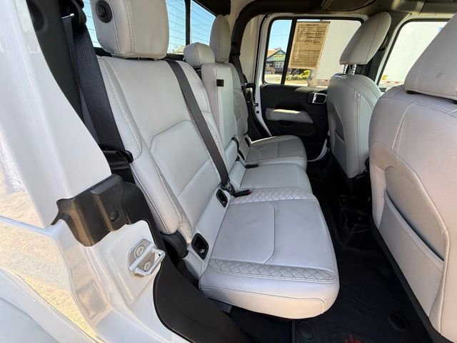 Used 2022 Jeep Gladiator Overland image 12