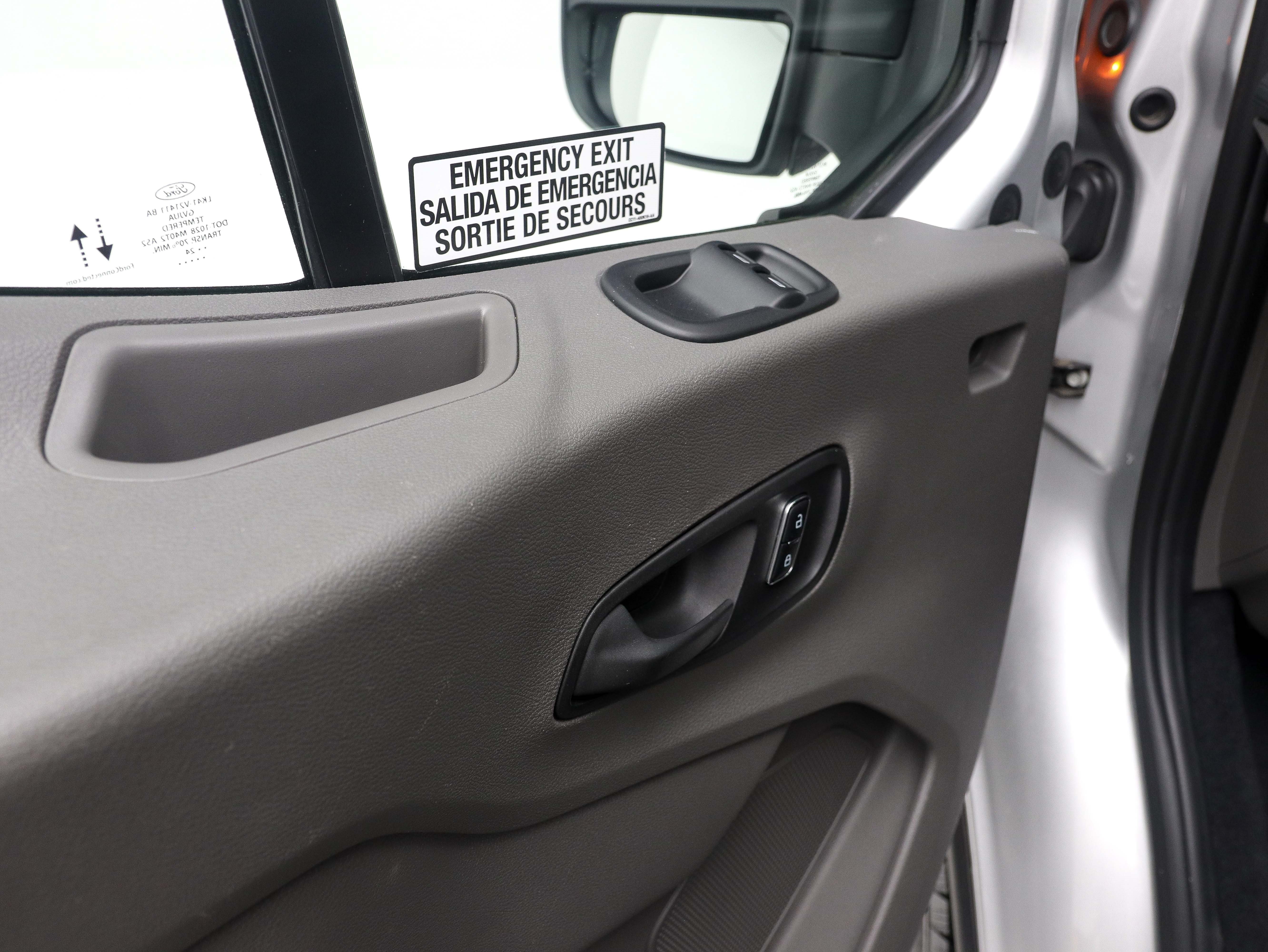 Used 2024 Ford Transit 350 XLT RWD image 21