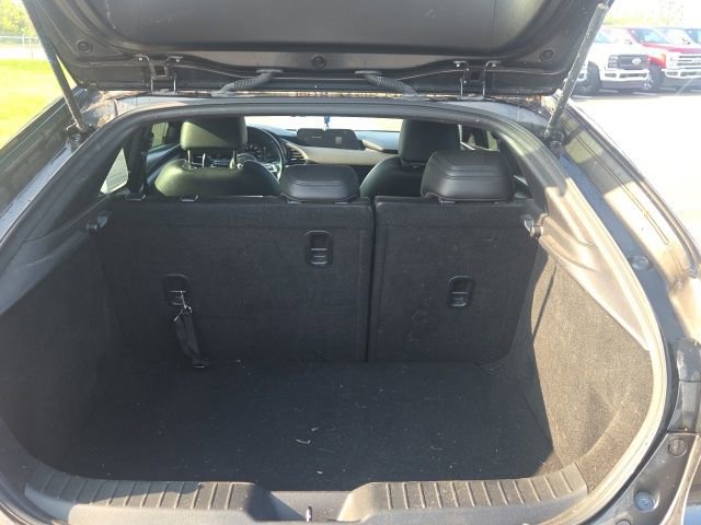 Used 2021 MAZDA MAZDA3 s FWD image 9