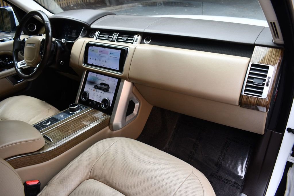 Used 2018 Land Rover Range Rover HSE image 44